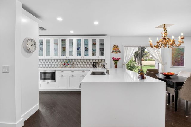 28 Stratford Lane A, Boynton Beach, FL 33436