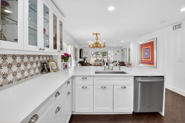 28 Stratford Lane A, Boynton Beach, FL 33436