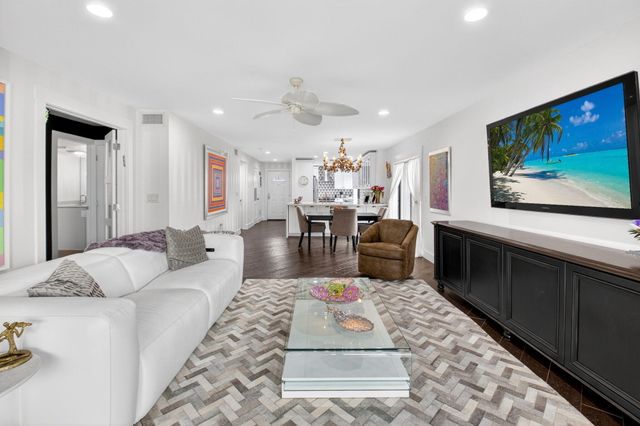 28 Stratford Lane A, Boynton Beach, FL 33436