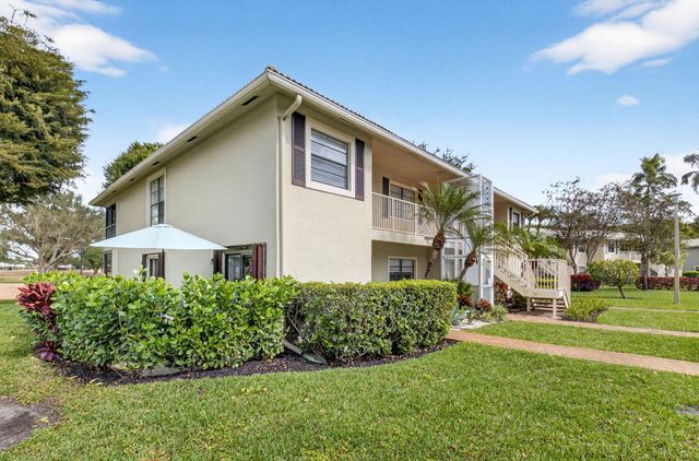 28 Stratford Lane A, Boynton Beach, FL 33436