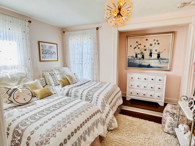 233 Rowayton Avenue, Norwalk, CT 06853