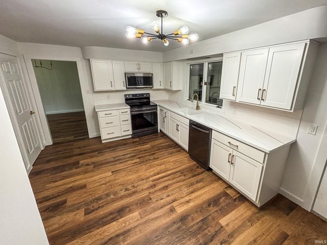 3561 E Stipp Road, Bloomington, IN 47401