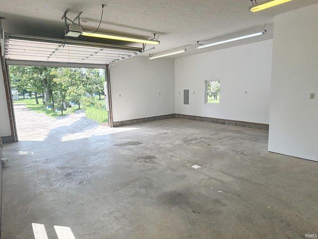 3561 E Stipp Road, Bloomington, IN 47401