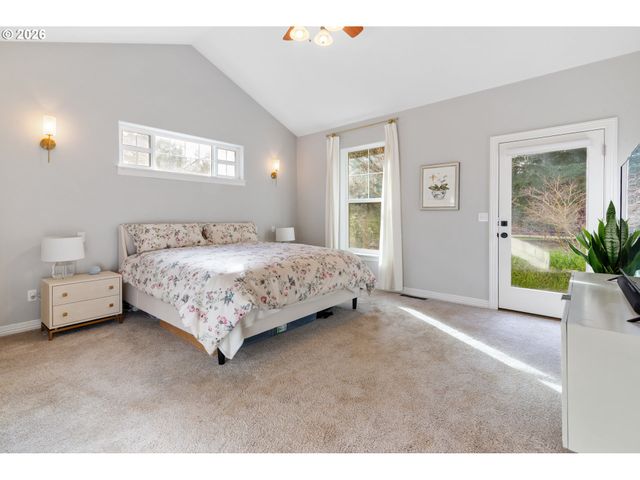 36208 Ne HOLLING Ave, La Center, WA 98629