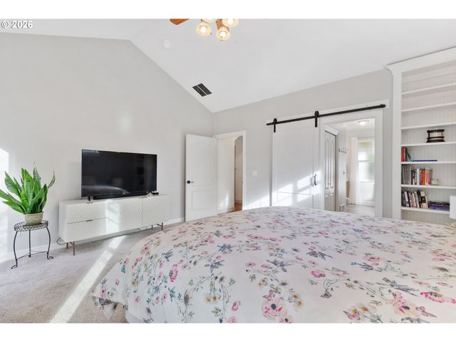 36208 Ne HOLLING Ave, La Center, WA 98629