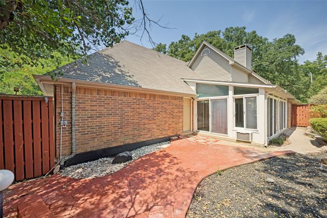 1925 Highland Park Circle, Denton, TX 76205