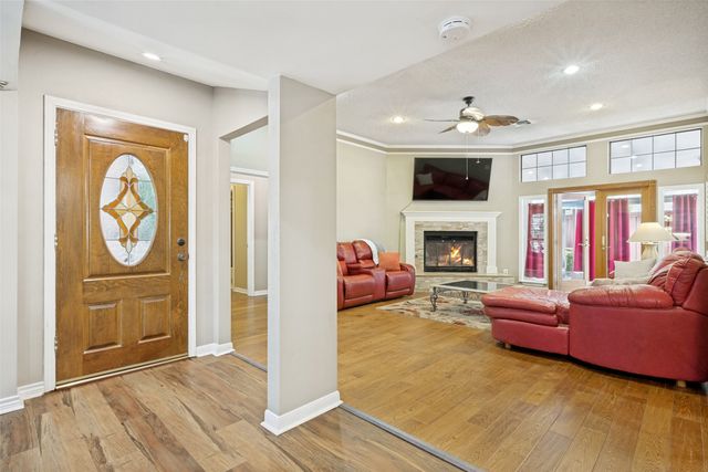 1925 Highland Park Circle, Denton, TX 76205