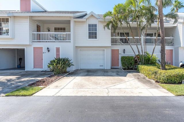 106 SUN ISLE CIRCLE 11, Treasure Island, FL 33706