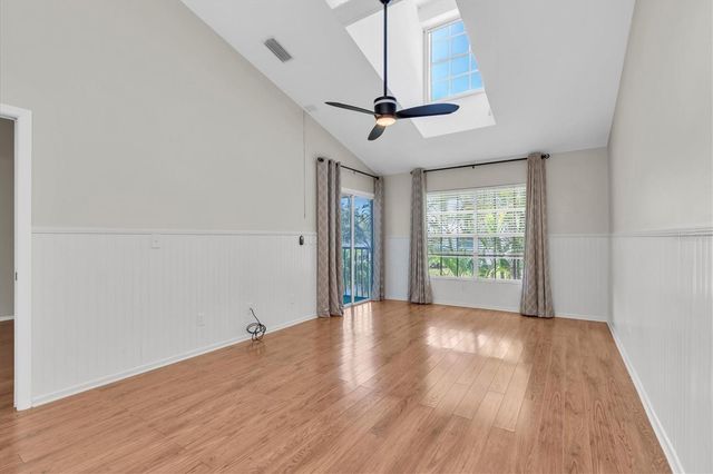 106 SUN ISLE CIRCLE 11, Treasure Island, FL 33706