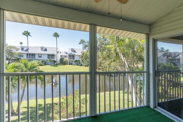 106 SUN ISLE CIRCLE 11, Treasure Island, FL 33706