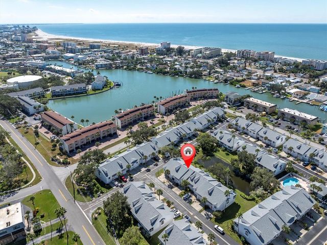 106 SUN ISLE CIRCLE 11, Treasure Island, FL 33706