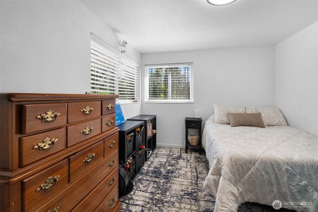 7045 Hawks Prairie Road NE, Olympia, WA 98516