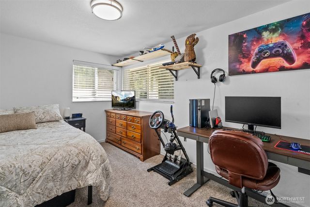 7045 Hawks Prairie Road NE, Olympia, WA 98516