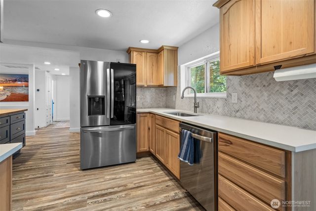 7045 Hawks Prairie Road NE, Olympia, WA 98516