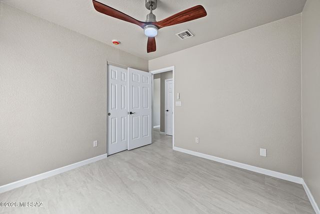 7549 W Summer Sky Drive, Tucson, AZ 85743