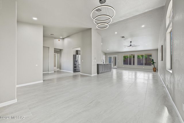 7549 W Summer Sky Drive, Tucson, AZ 85743