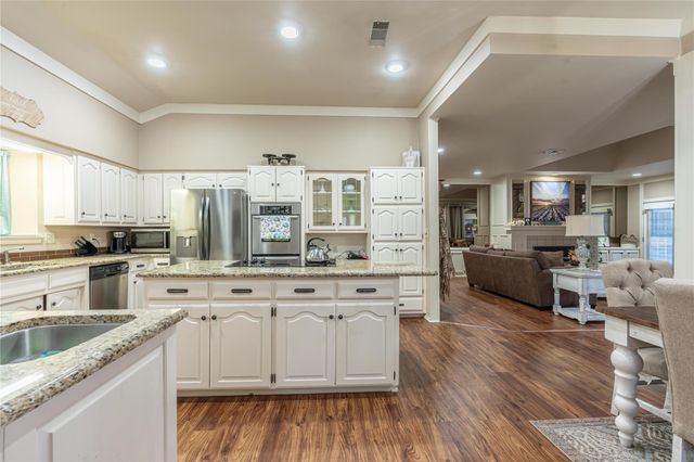 4010 Alpine Street, Paris, TX 75462