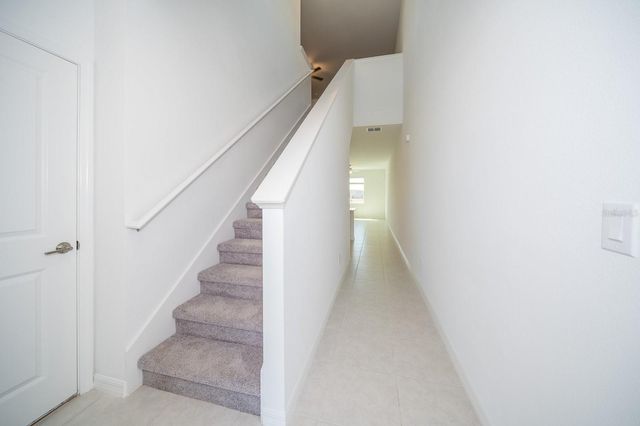 32134 POWDERPUFF MIMOSA DRIVE, San Antonio, FL 33576