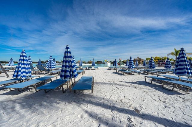 32134 POWDERPUFF MIMOSA DRIVE, San Antonio, FL 33576