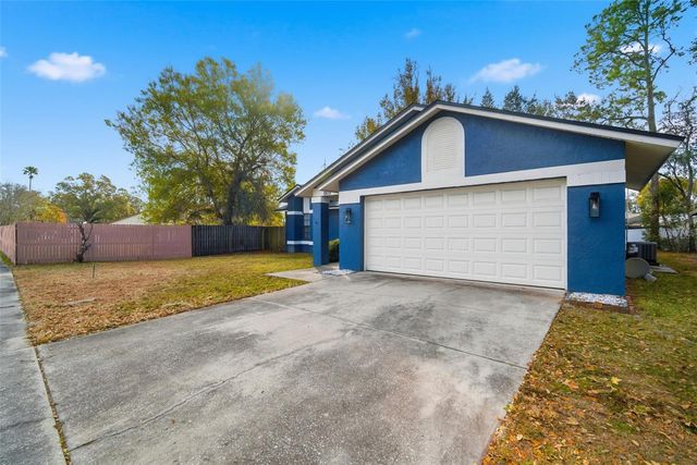 1909 LANDSIDE DRIVE, Valrico, FL 33594