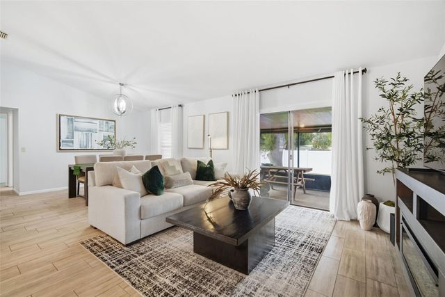 1909 LANDSIDE DRIVE, Valrico, FL 33594