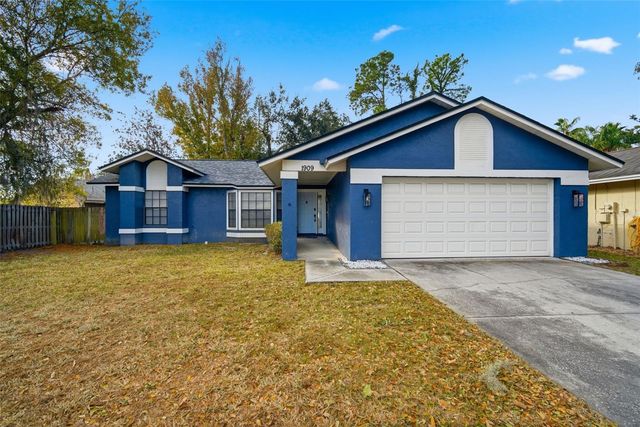 1909 LANDSIDE DRIVE, Valrico, FL 33594