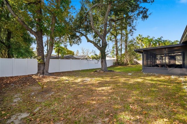 1909 LANDSIDE DRIVE, Valrico, FL 33594