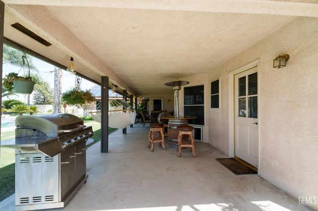 13620 Cascade Court, Bakersfield, CA 93314