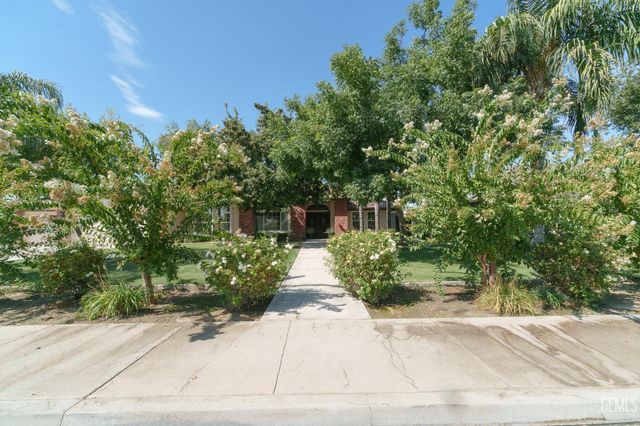 13620 Cascade Court, Bakersfield, CA 93314