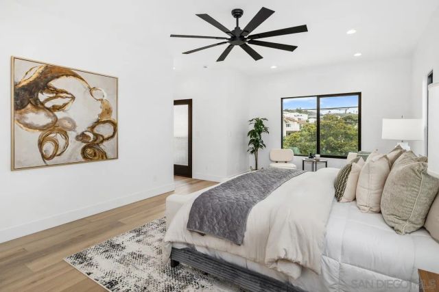 1826 Galveston St, San Diego, CA 92110