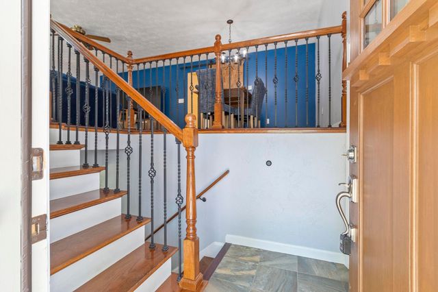 167 Turkey Hill Road, Merrimack, NH 03054