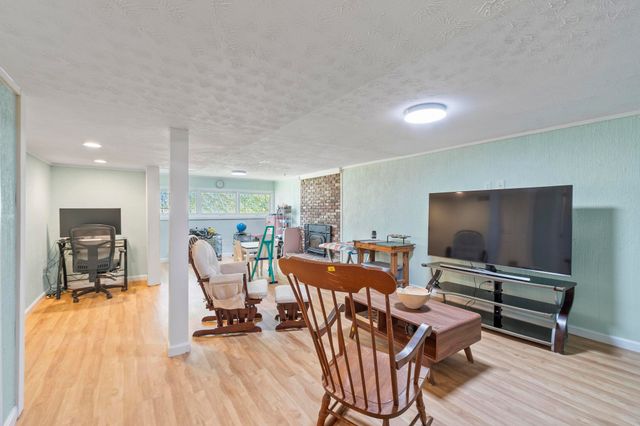 167 Turkey Hill Road, Merrimack, NH 03054
