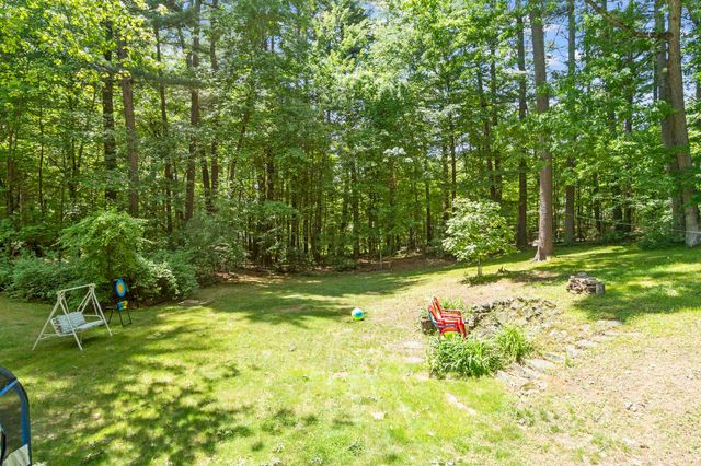 167 Turkey Hill Road, Merrimack, NH 03054