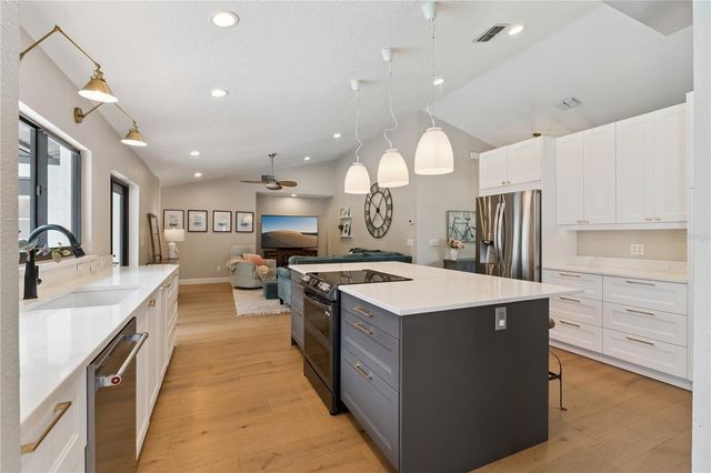 9376 WOODBREEZE BOULEVARD, Windermere, FL 34786