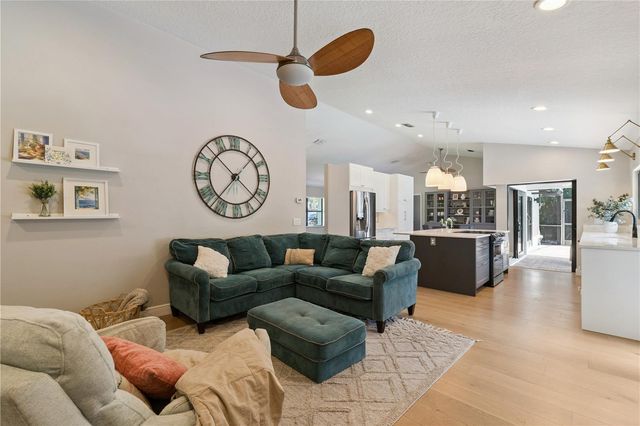 9376 WOODBREEZE BOULEVARD, Windermere, FL 34786