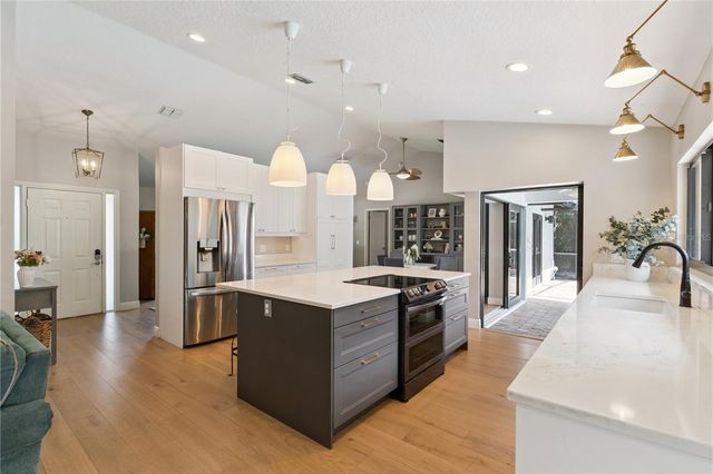 9376 WOODBREEZE BOULEVARD, Windermere, FL 34786