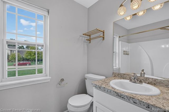 1297 Rosalie Drive, Fenton, MI 48430