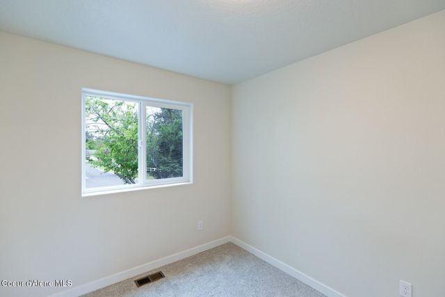 3660 N 15th ST, Coeur D'alene, ID 83815