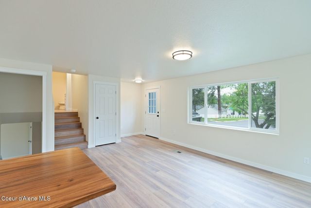 3660 N 15th ST, Coeur D'alene, ID 83815