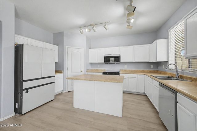 16815 N 172ND Avenue, Surprise, AZ 85388