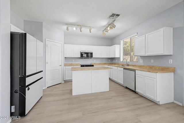 16815 N 172ND Avenue, Surprise, AZ 85388
