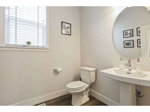 7122 Nw BOUNTIFUL Ter, Portland, OR 97229