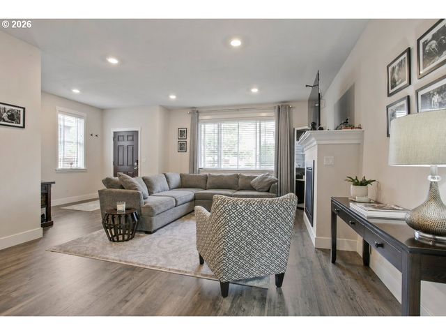 7122 Nw BOUNTIFUL Ter, Portland, OR 97229
