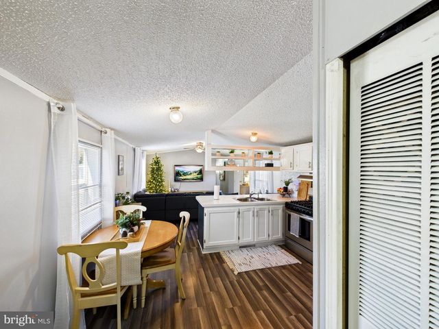 7860 BENNETT PARK DR, Salisbury, MD 21801