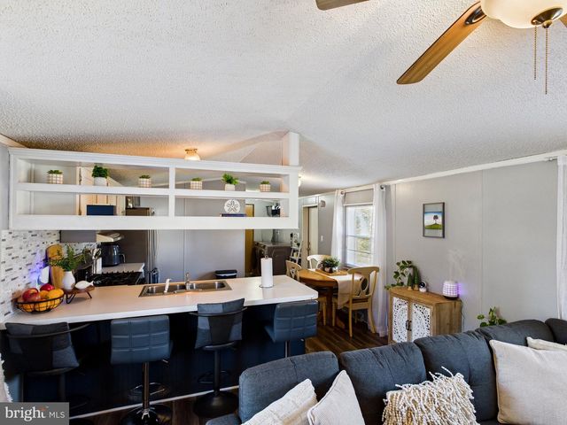 7860 BENNETT PARK DR, Salisbury, MD 21801