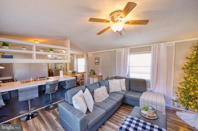 7860 BENNETT PARK DR, Salisbury, MD 21801