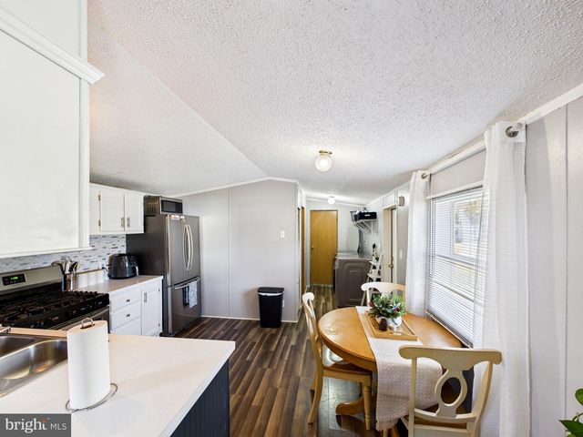 7860 BENNETT PARK DR, Salisbury, MD 21801