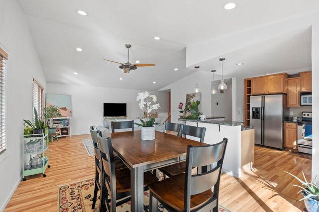 13409 Arden Circle, Burnsville, MN 55337