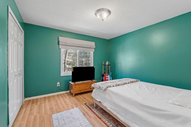 13409 Arden Circle, Burnsville, MN 55337