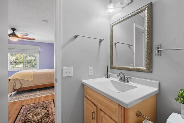 13409 Arden Circle, Burnsville, MN 55337